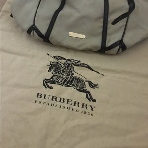 Burberry bag with classic check interior